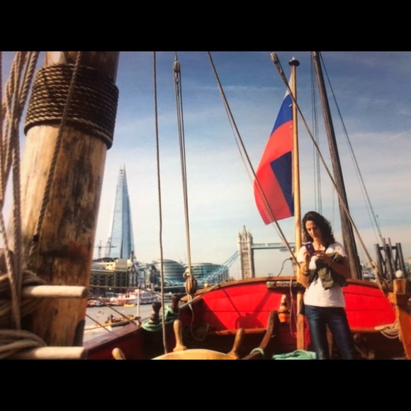 Meet your Posher, Dawn - Picture 1 of 1